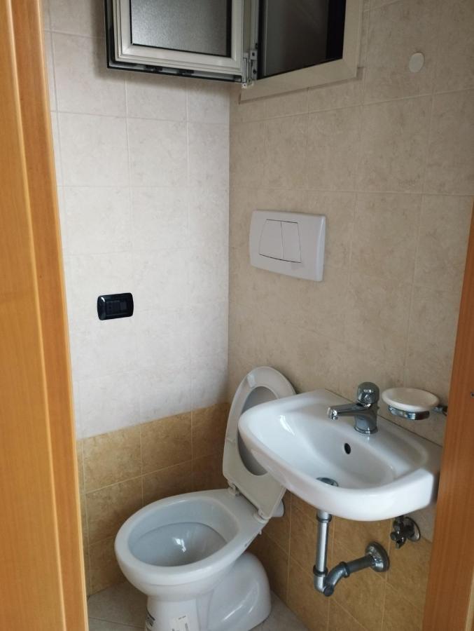 Clave, Affittacamere, Casa Vacanze Cozze Exterior foto