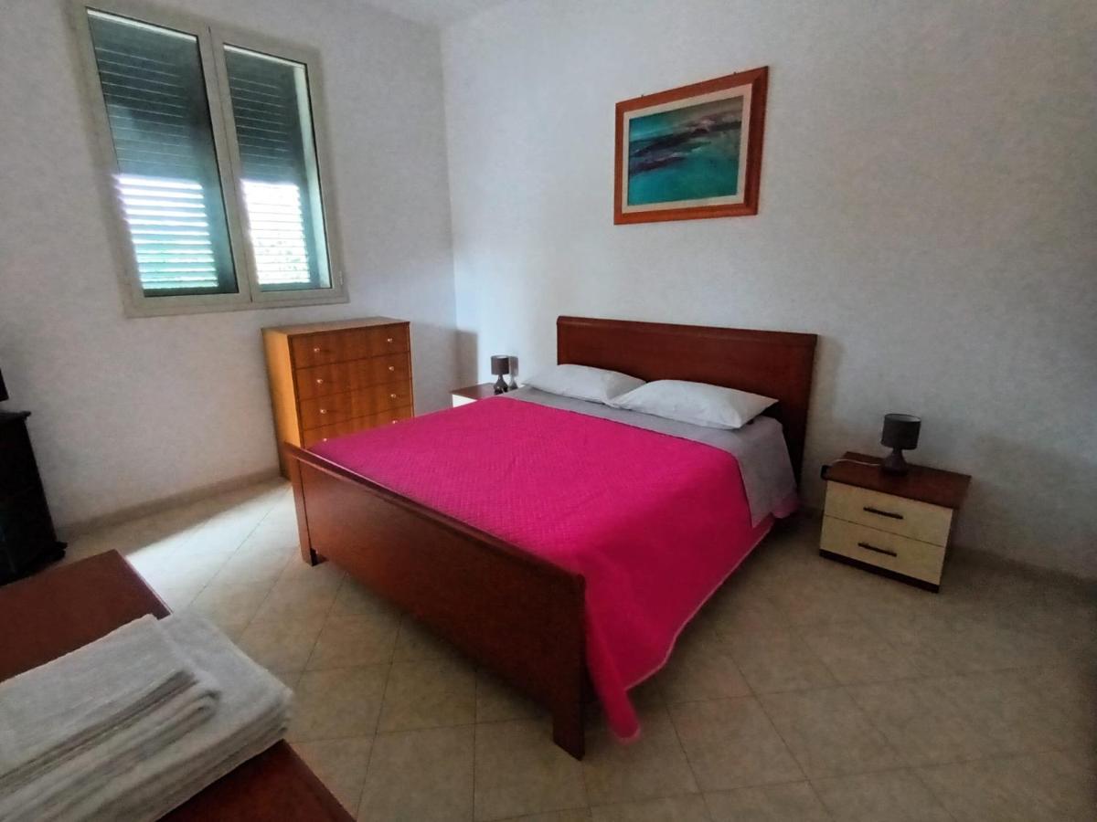 Clave, Affittacamere, Casa Vacanze Cozze Exterior foto
